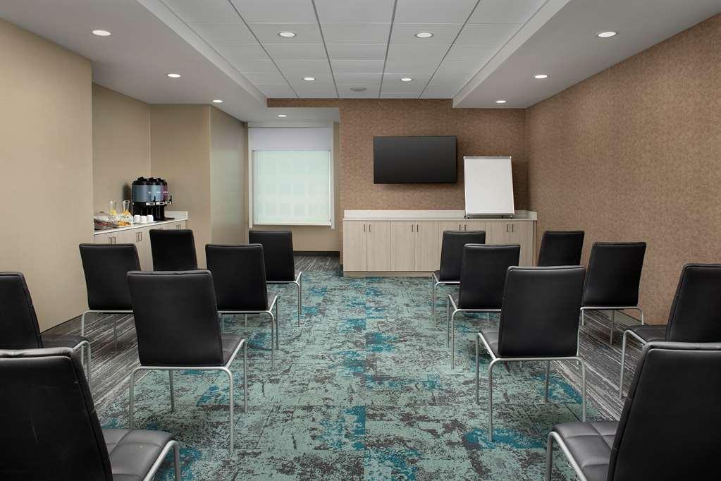 Tru By Hilton Miami Airport South Blue Lagoon Facilities photo
