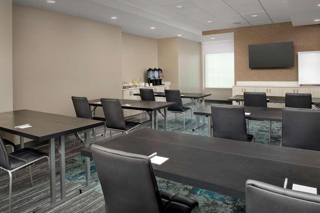 Tru By Hilton Miami Airport South Blue Lagoon Facilities photo