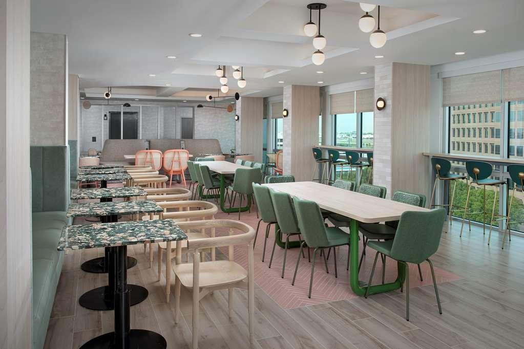 Tru By Hilton Miami Airport South Blue Lagoon Interior photo
