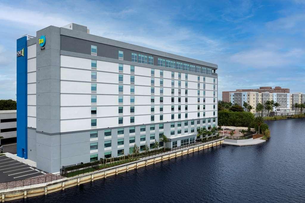 Tru By Hilton Miami Airport South Blue Lagoon Exterior photo